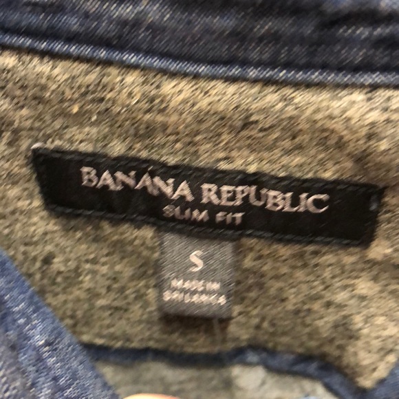 Banana republic chambray button down long sleeve - Picture 2 of 2